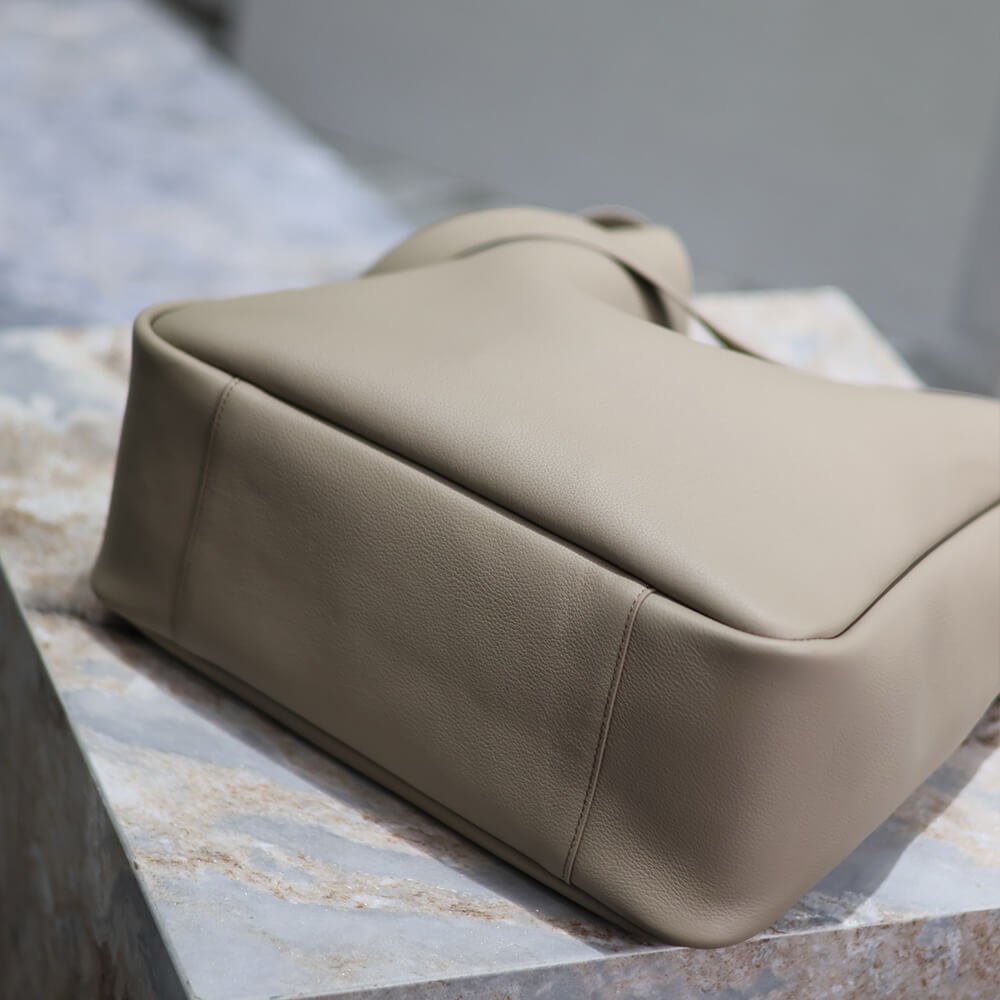 YSL LE 5 À 7 Supple Large Bag - Replica Luxury Bags™