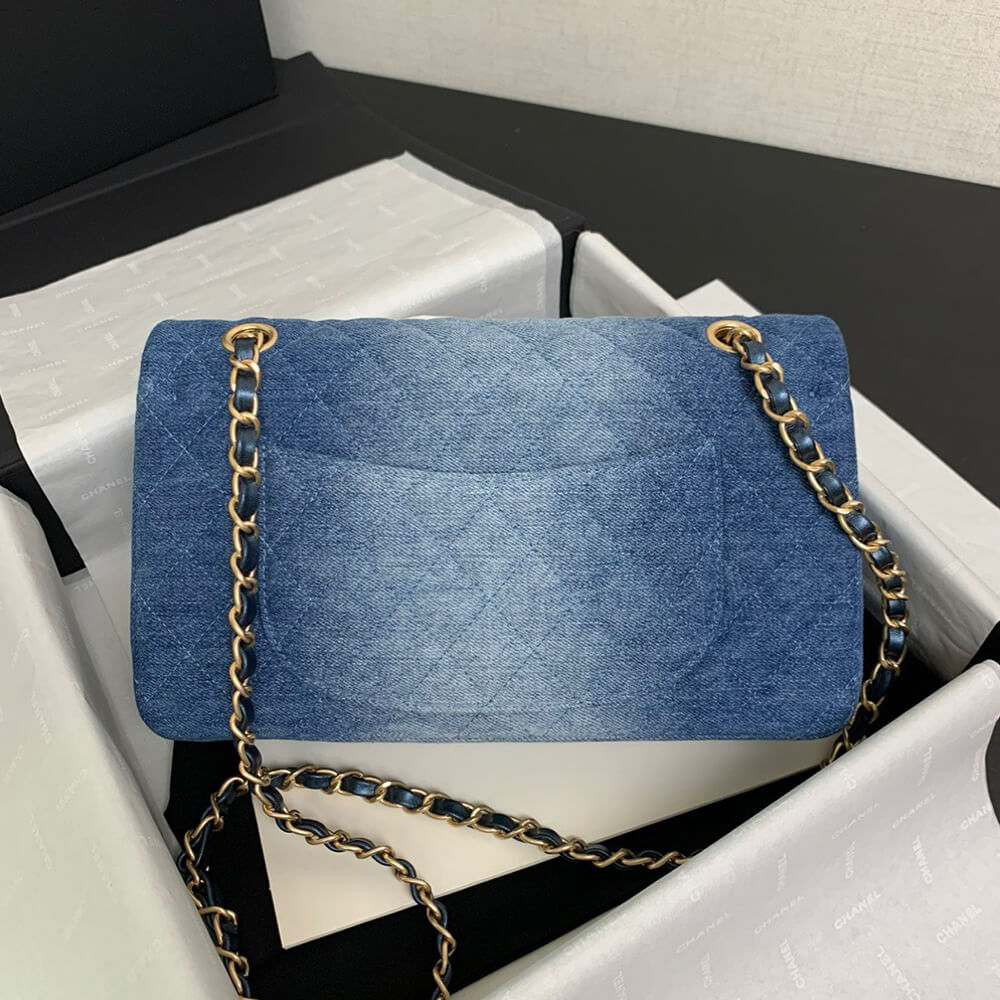 Chanel Classic 11.12 Handbag in Vintage Denim - Replica Luxury Bags™