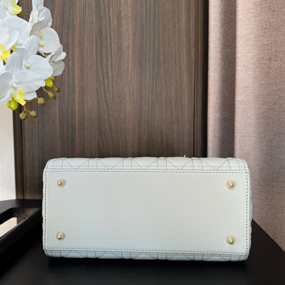 Medium Lady Dior Bag - Replica Luxury Bags™