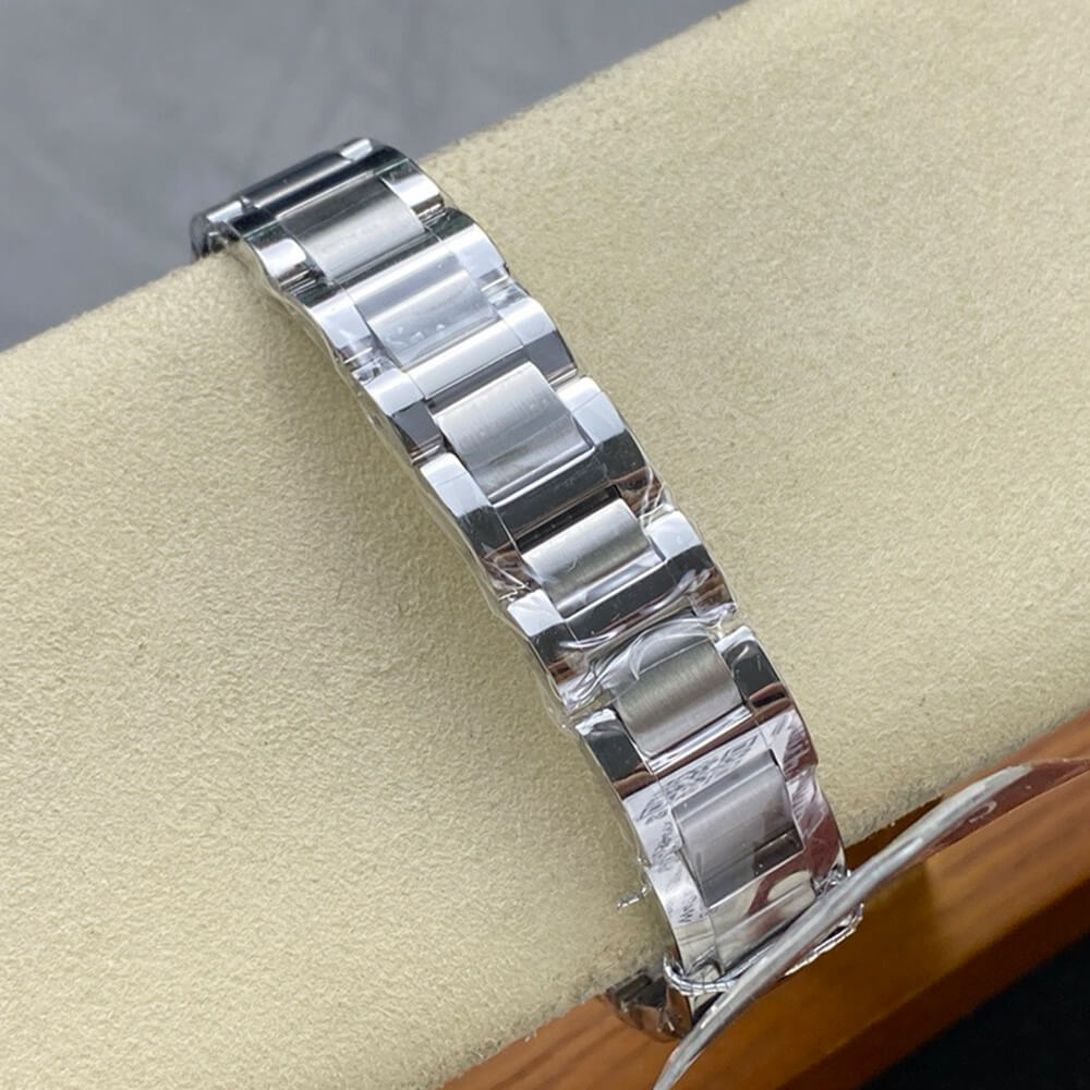 Cartier 33mm Ballon Bleu de Cartier watch - Replica Luxury Bags™