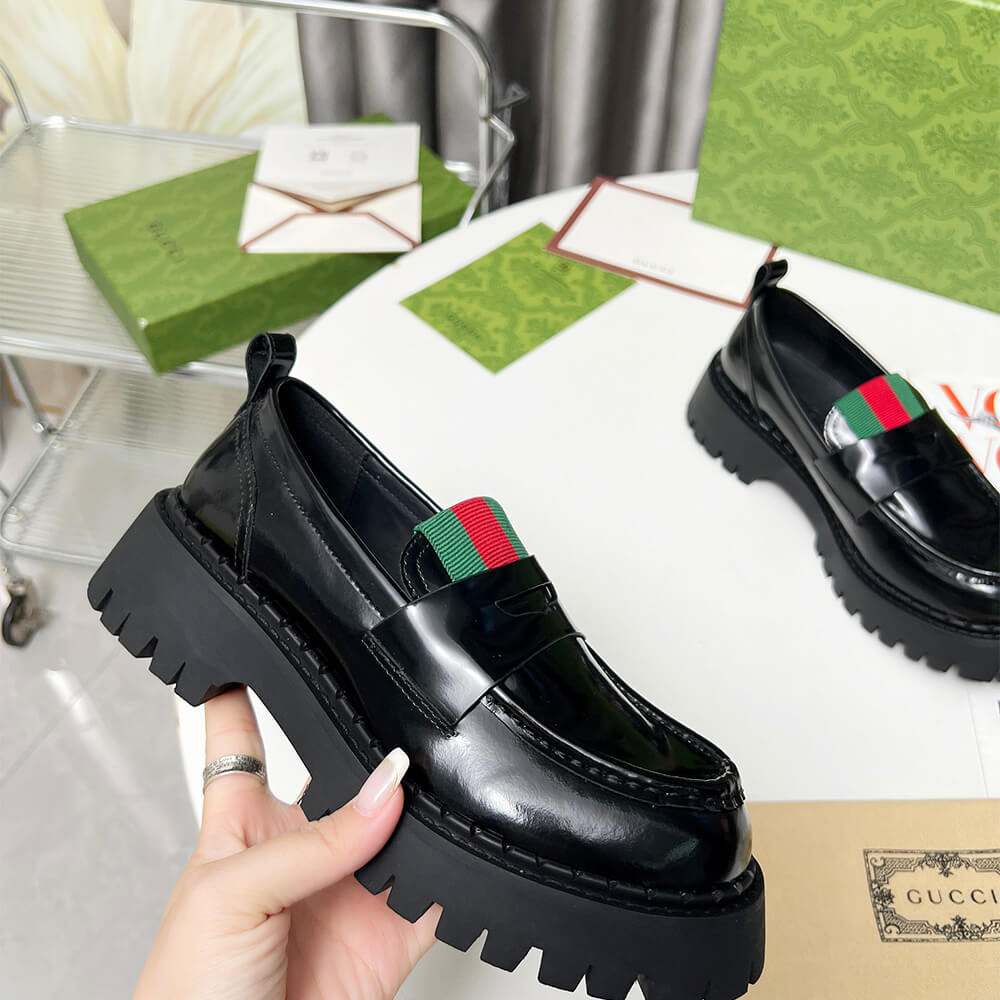 Gucci Women s loafer with Web Shoes - Replica Luxury Bags™
