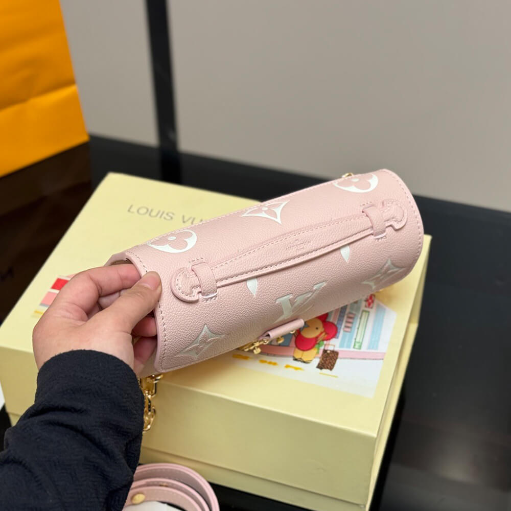 LV Pochette Métis East West Bag - Replica Luxury Bags™