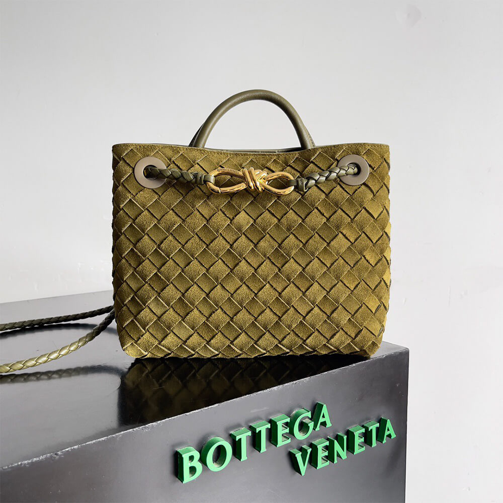 Bottega Veneta Small Andiamo Bag - Replica Luxury Bags™