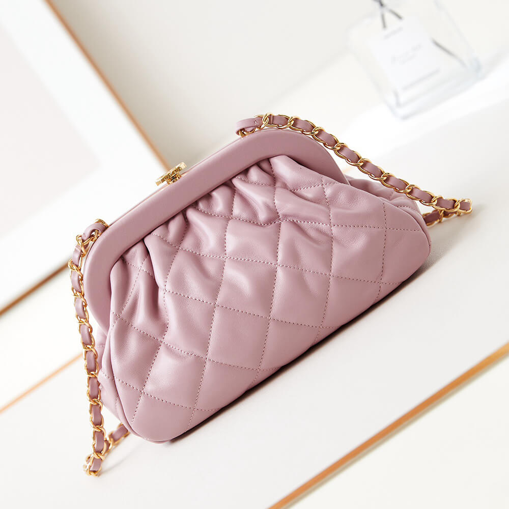 Chanel Clutch Bag in Pink - Replica Luxury Bags™