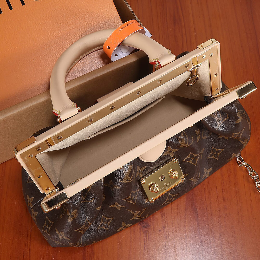 LV Monogram Clutch Bag - Replica Luxury Bags™