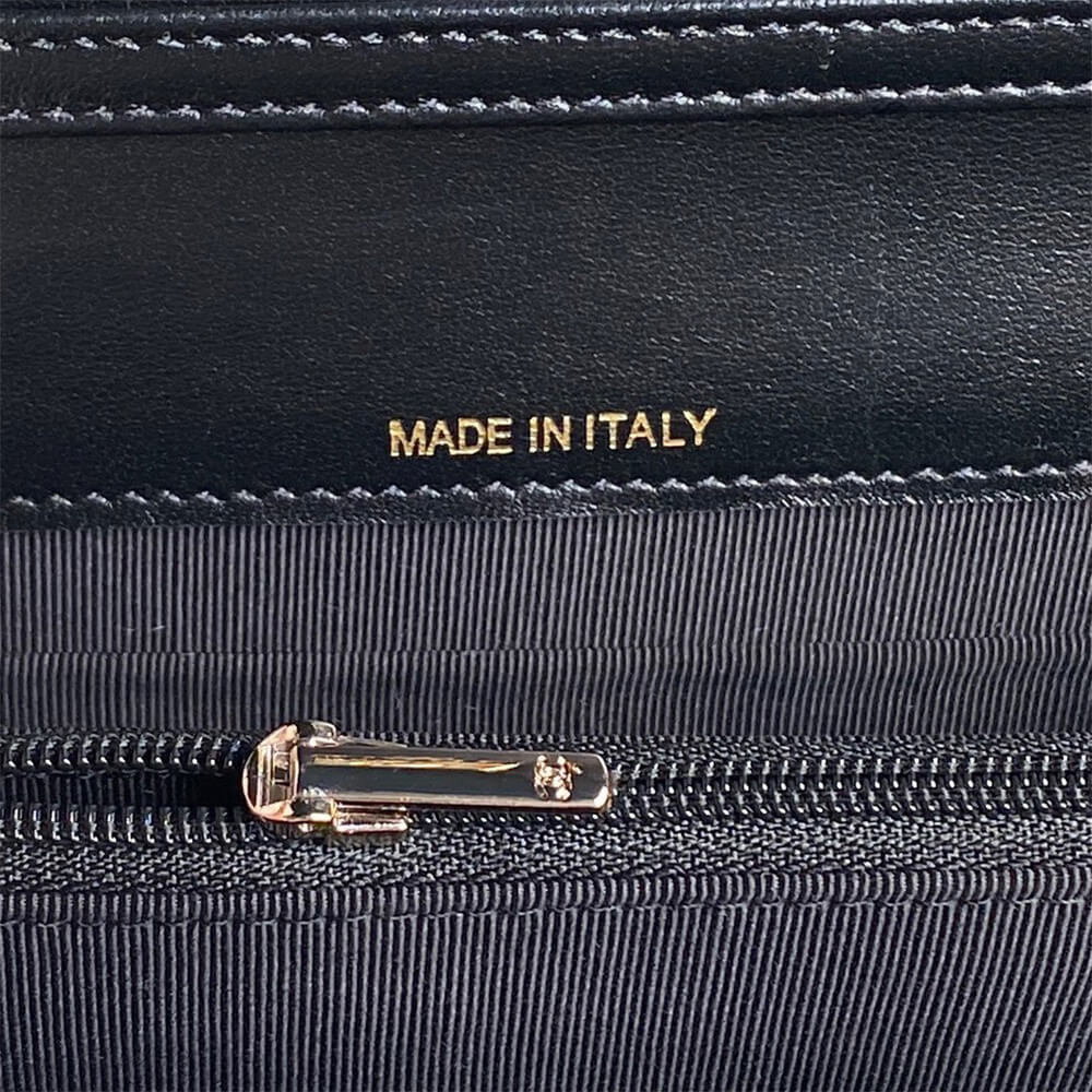 Chanel Clutch Bag With Chain - Replica Luxury Bags™