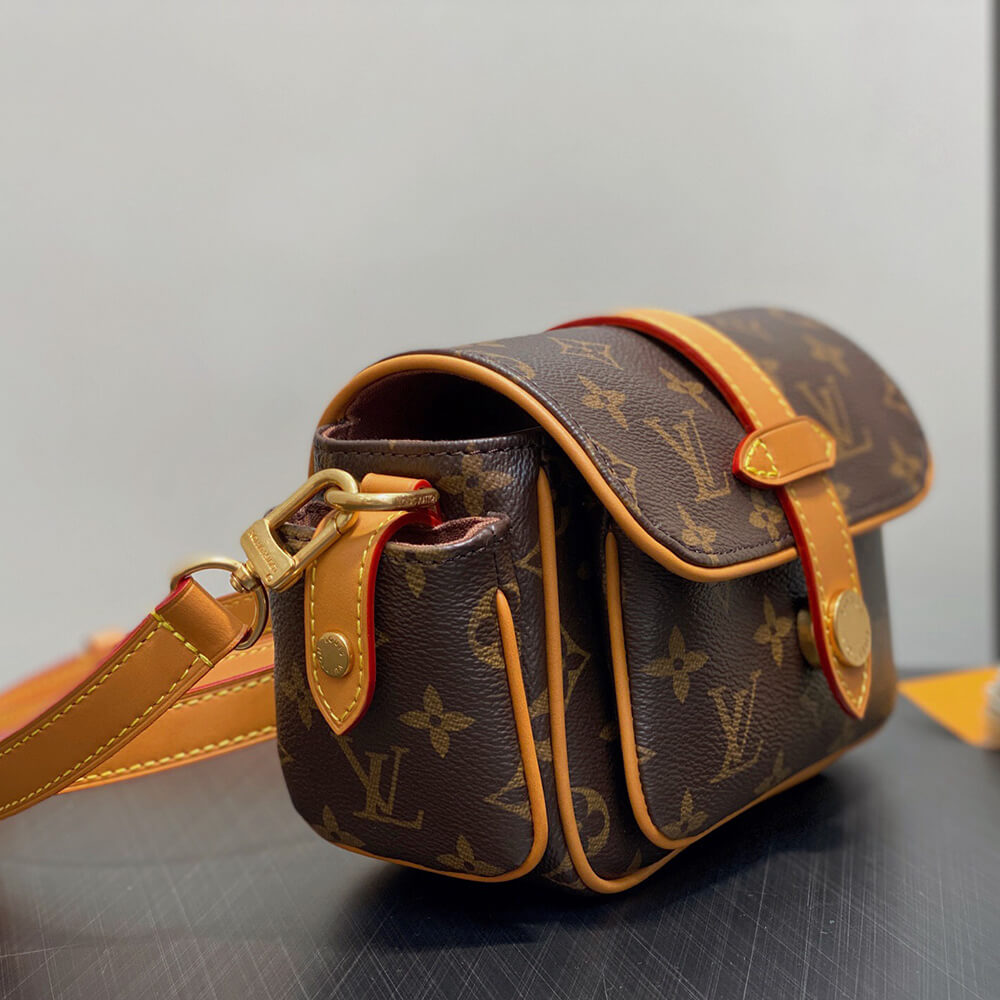 LV Cargo Wearable Wallet Bag - Replica Luxury Bags™