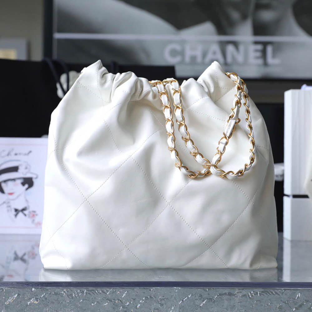 Chanel 22 Small Handbag - Replica Luxury Bags™