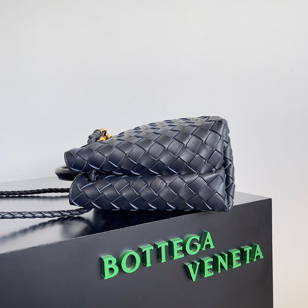 Bottega Veneta Small Andiamo Bag - Replica Luxury Bags™