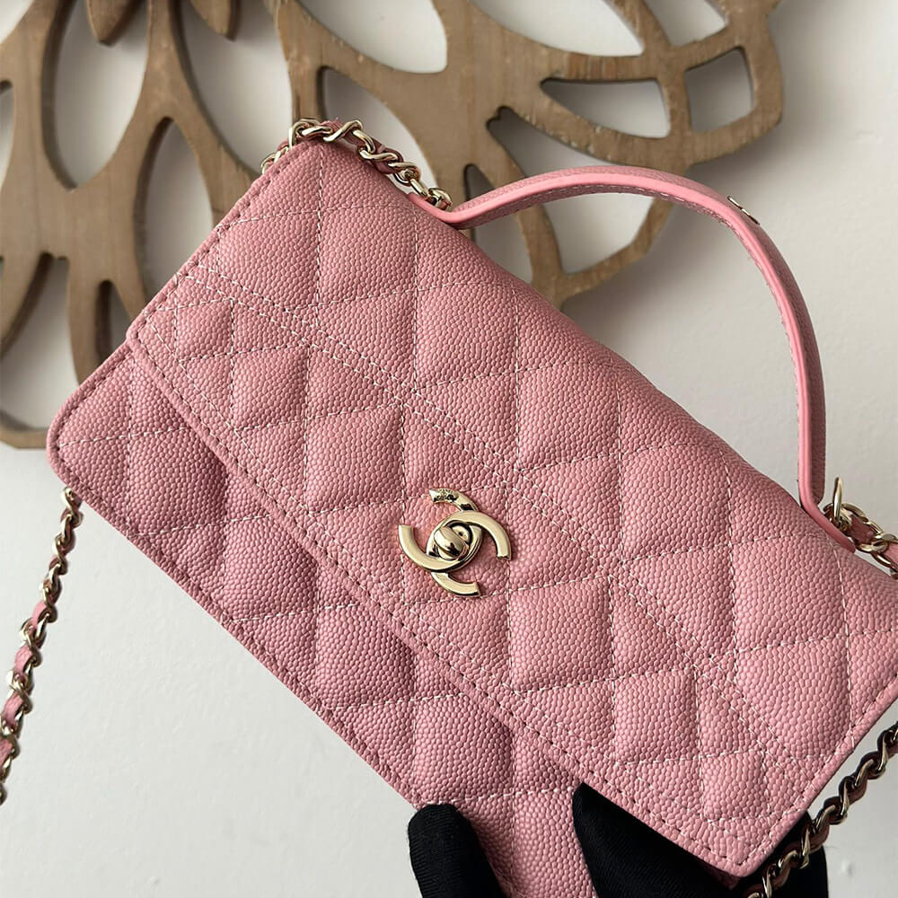 Chanel Clutch Bag With Chain and Top Handle in Pink - Replica Luxury Bags™
