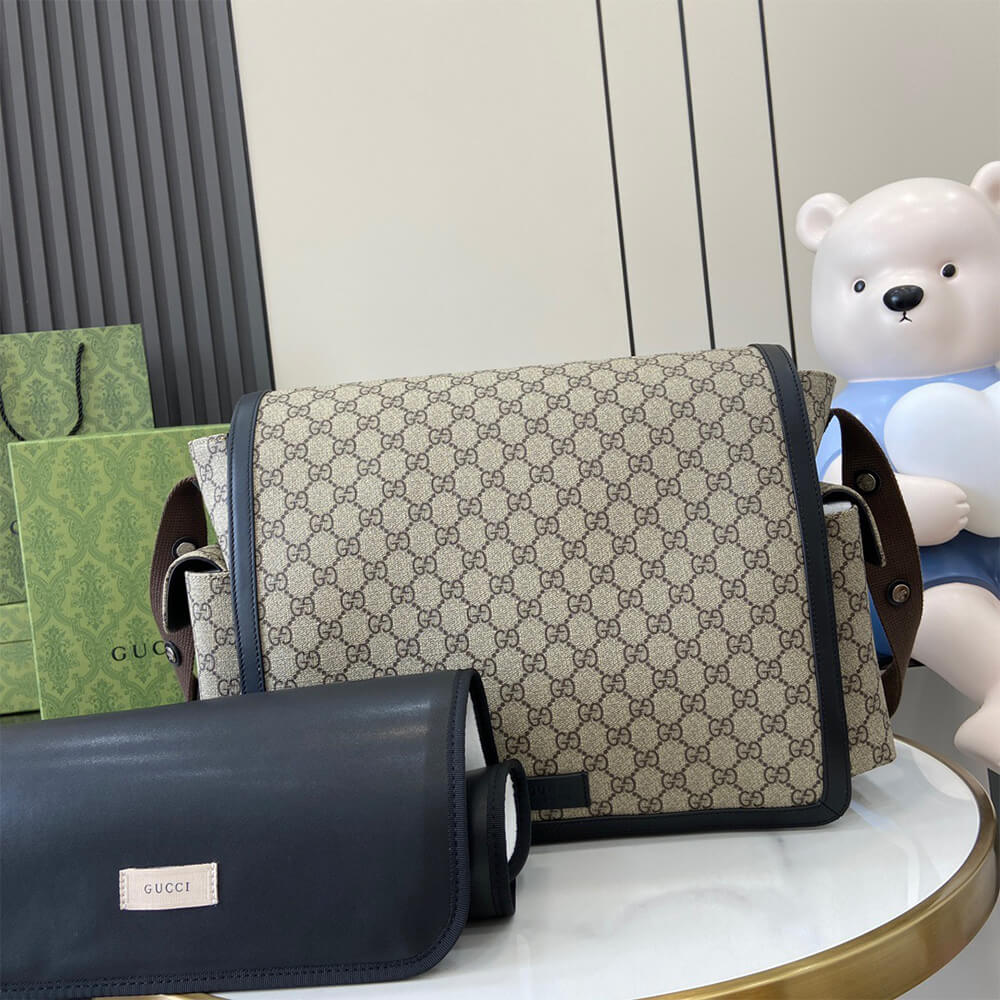 Gucci GG Supreme Medium Diaper Bag - Replica Luxury Bags™