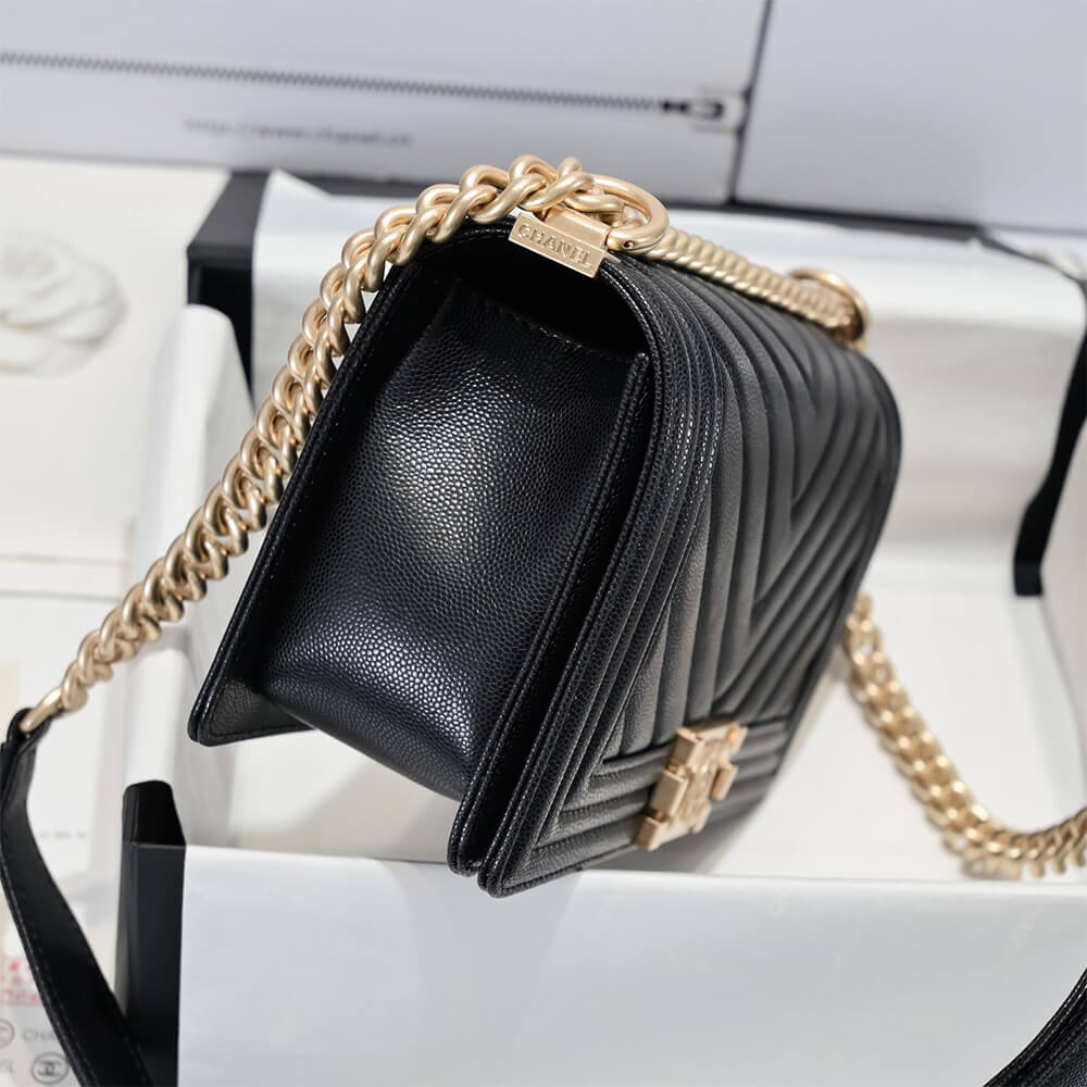 Chevron Caviar Boy Chanel Handbag - Replica Luxury Bags™
