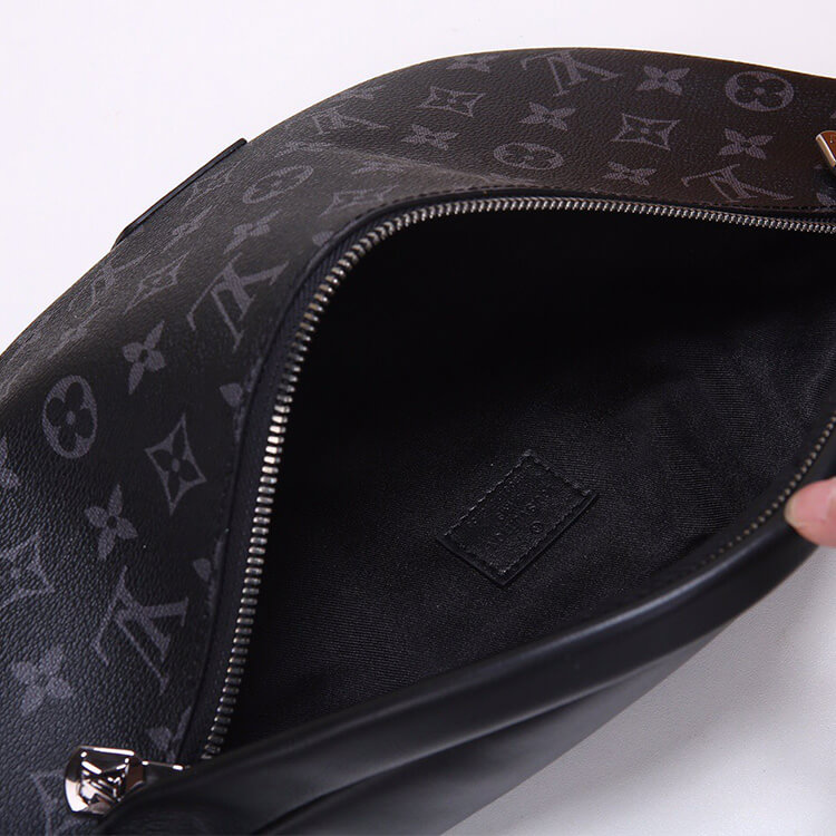 LV Discovery Bumbag - Replica Luxury Bags™