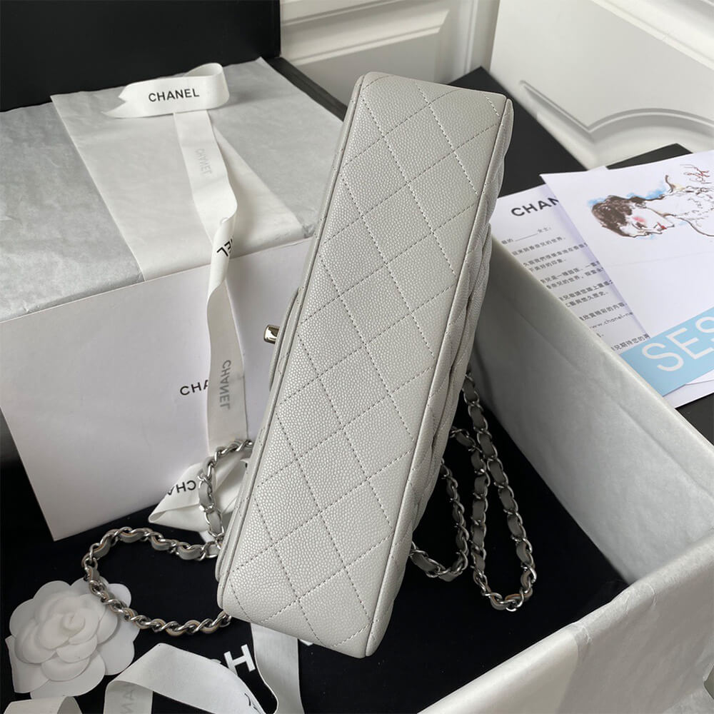 Chanel Classic Flap Handbag - Replica Luxury Bags™