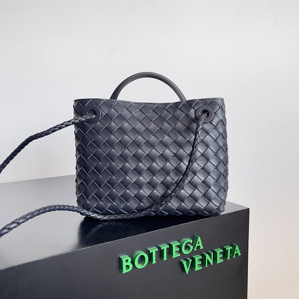 Bottega Veneta Small Andiamo Bag - Replica Luxury Bags™