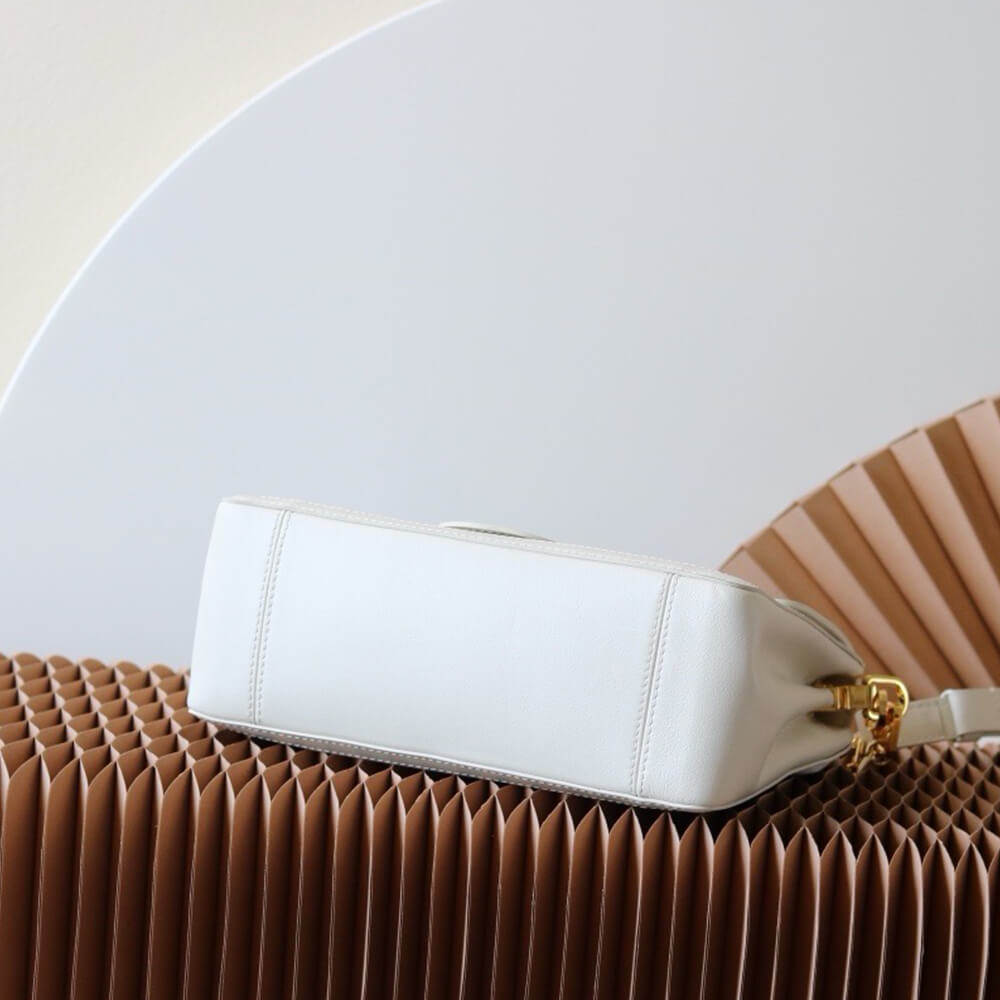 LV Dauphine Soft MM Bag - Replica Luxury Bags™