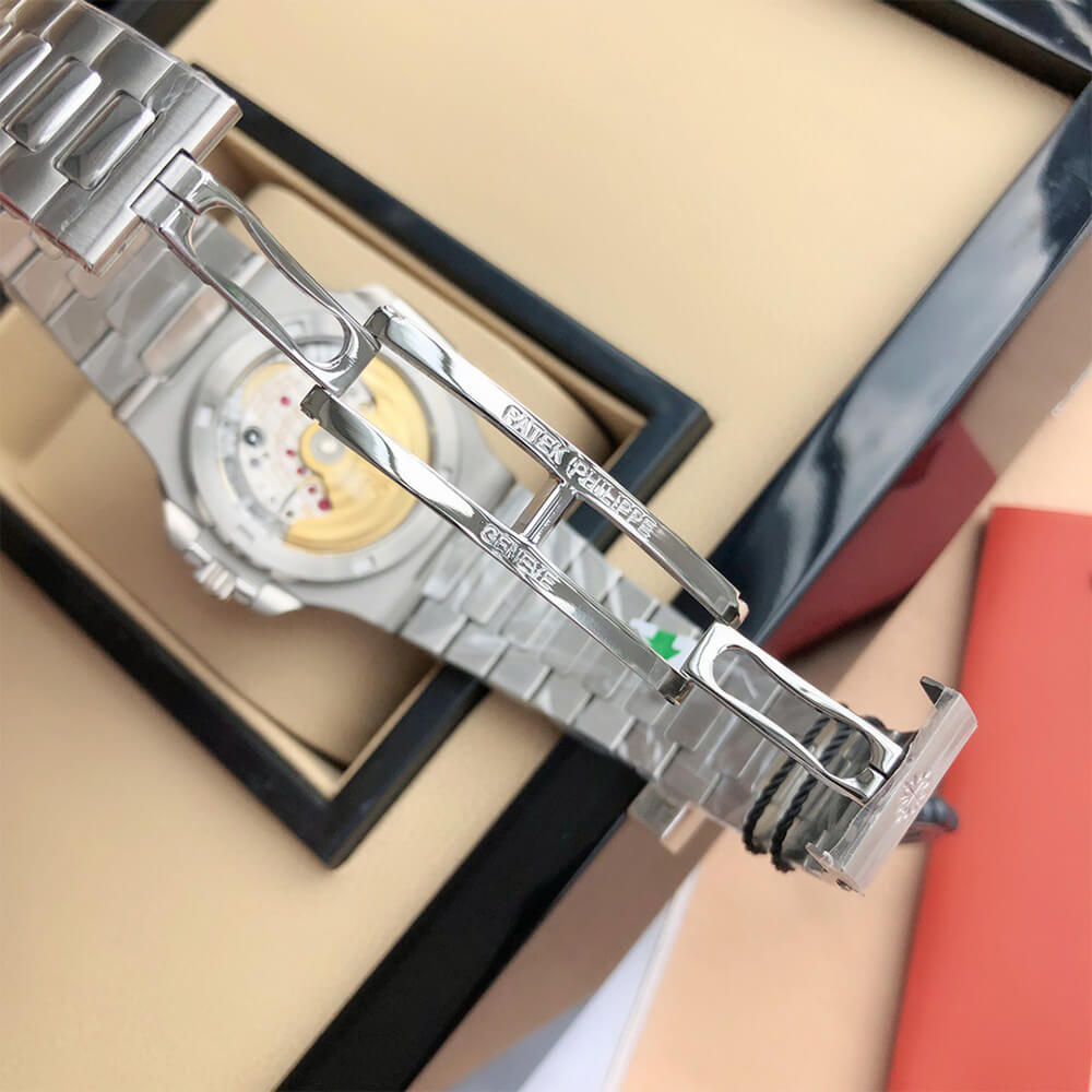 Patek Philippe Nautilus 5711/1A - Replica Luxury Bags™