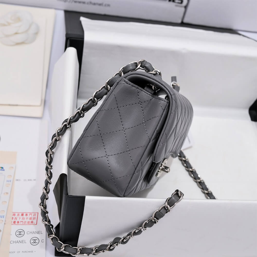 Chanel Mini Flap Bag - Replica Luxury Bags™