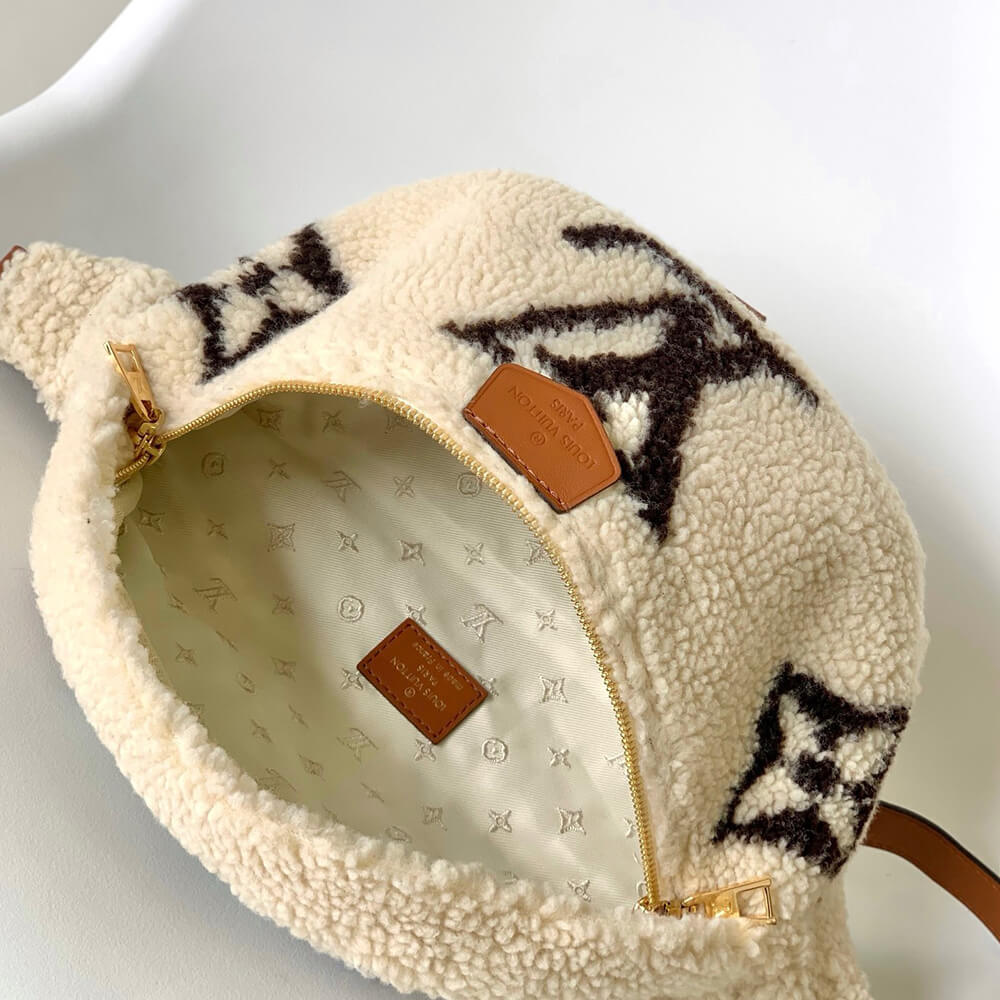 LV Bumbag - Replica Luxury Bags™