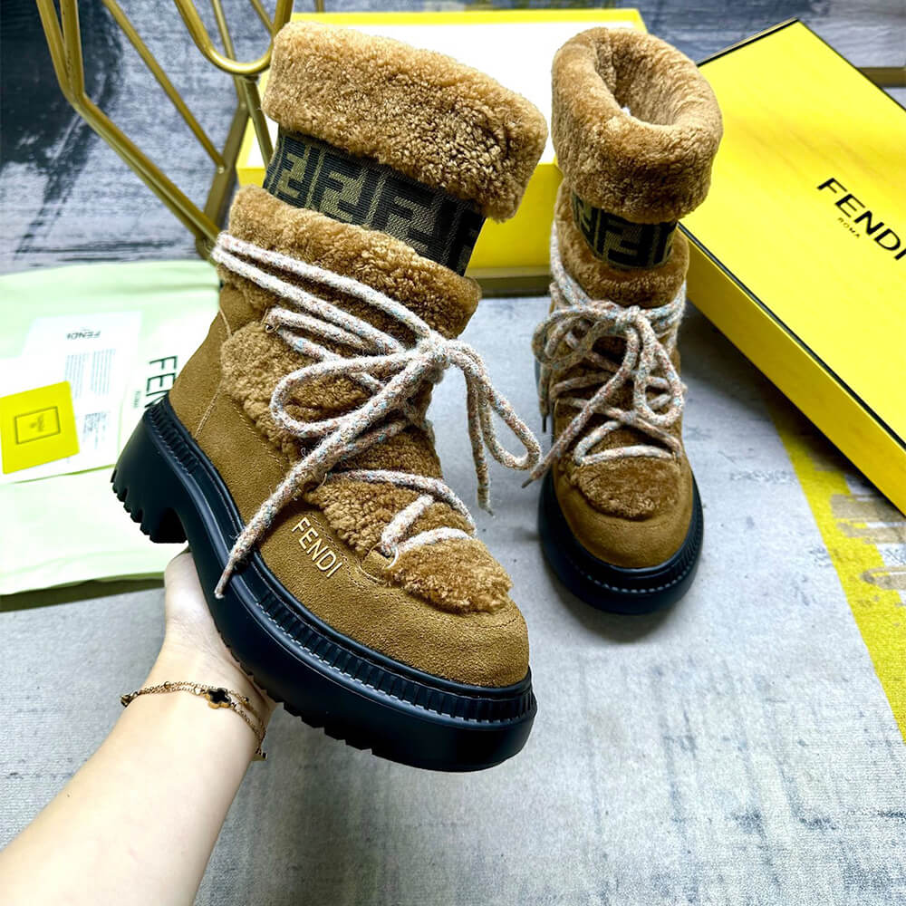 Fendi Apres Chic Shoes - Replica Luxury Bags™