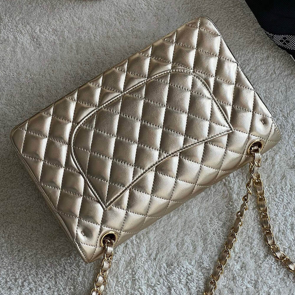 Chanel Medium Classic Flap Bag - Replica Luxury Bags™