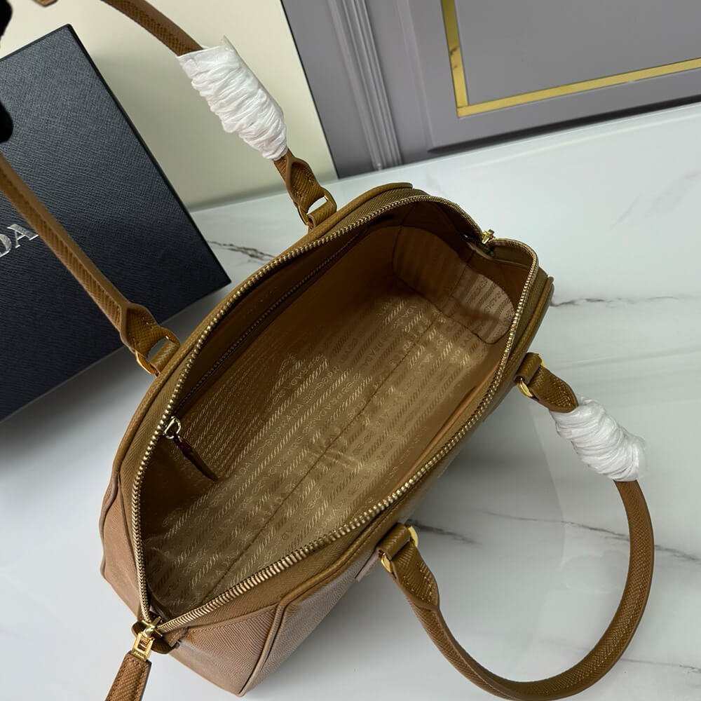 Prada Medium Saffiano leather bag - Replica Luxury Bags™