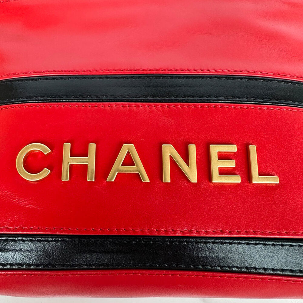 Chanel 22 Mini Handbag - Replica Luxury Bags™