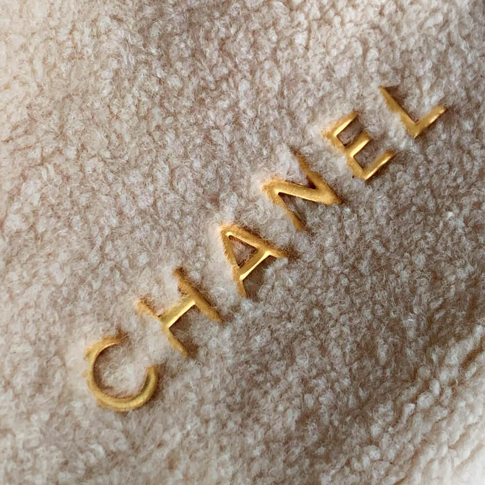 Chanel 22 Mini Handbag - Replica Luxury Bags™