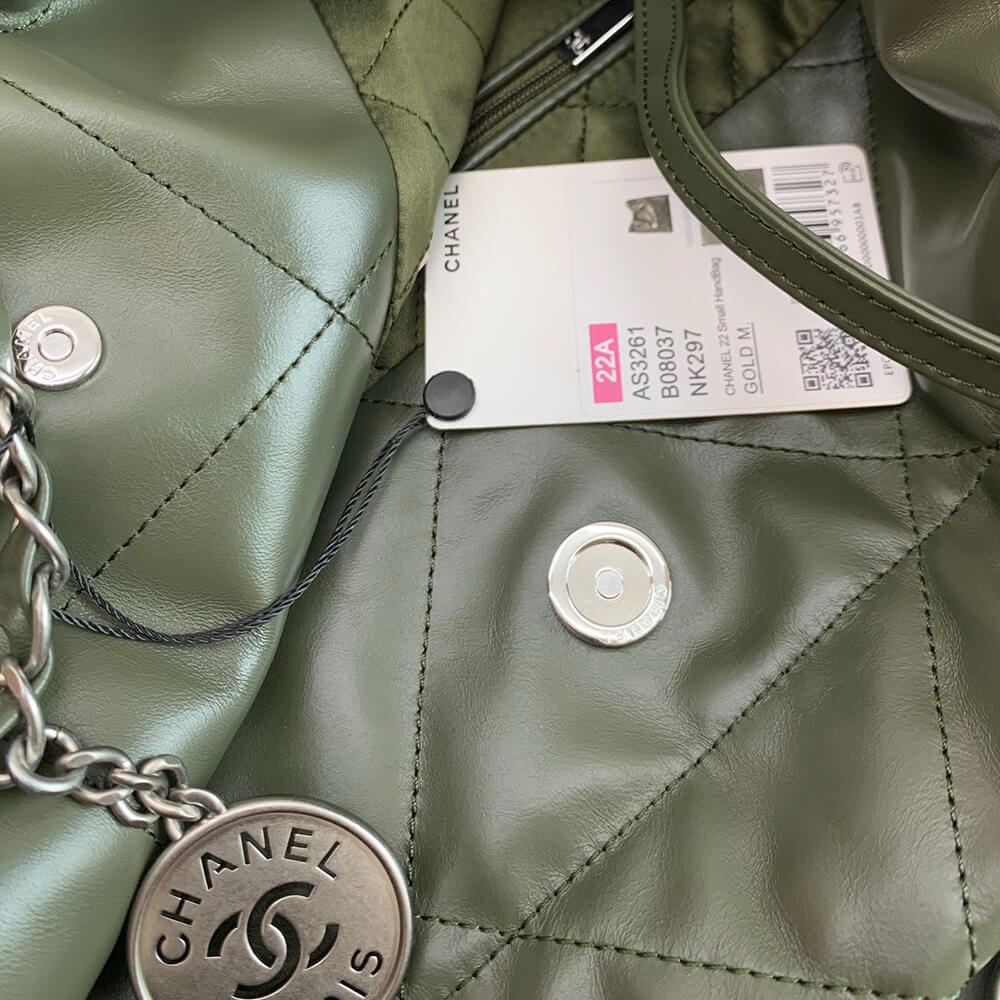 Chanel 22 Handbag - Replica Luxury Bags™