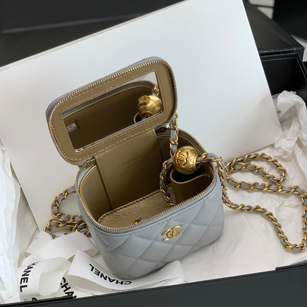 Chanel Quilted Pearl Crush Mini Vanity Case Bag - Replica Luxury Bags™