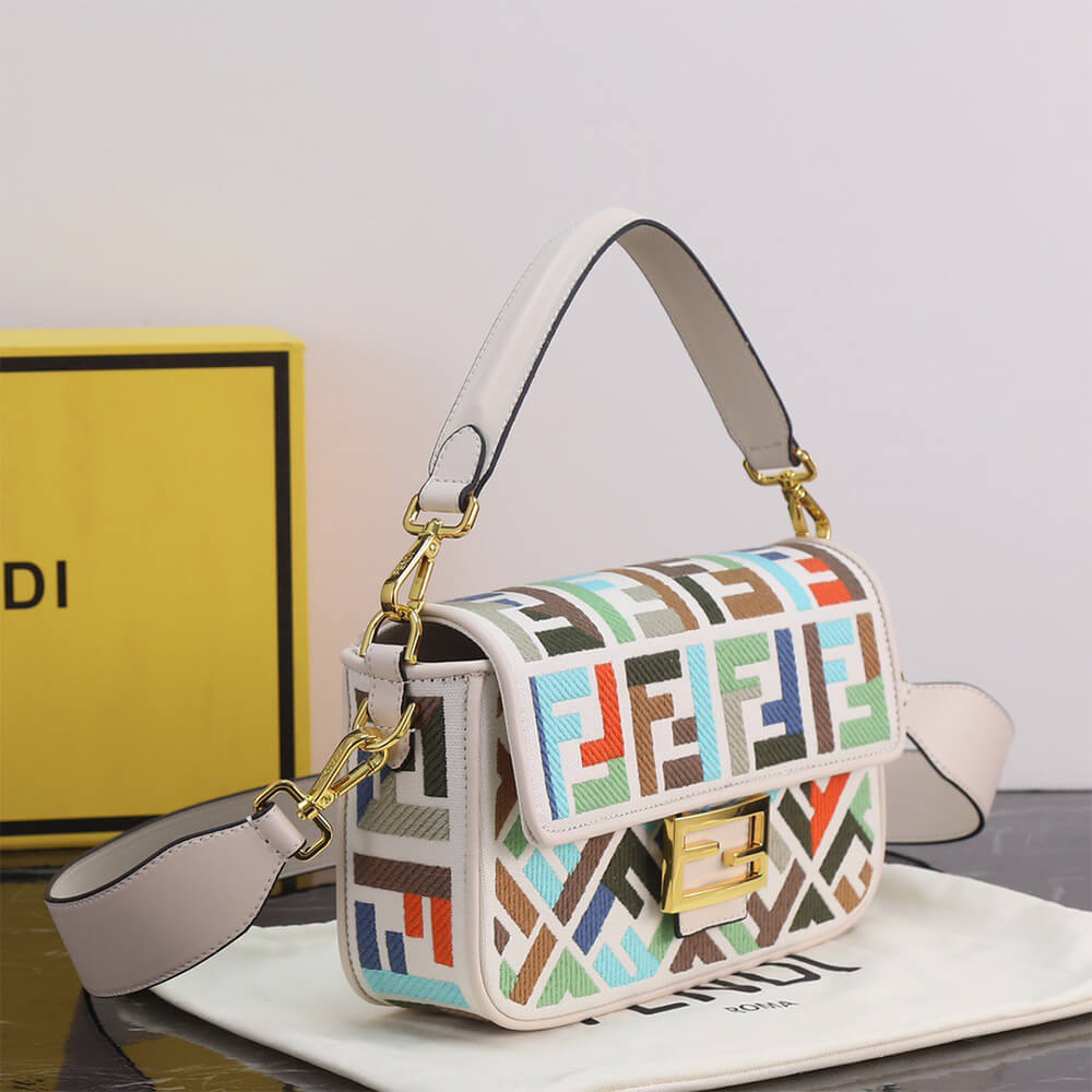 Fendi Baguette Bag - Replica Luxury Bags™