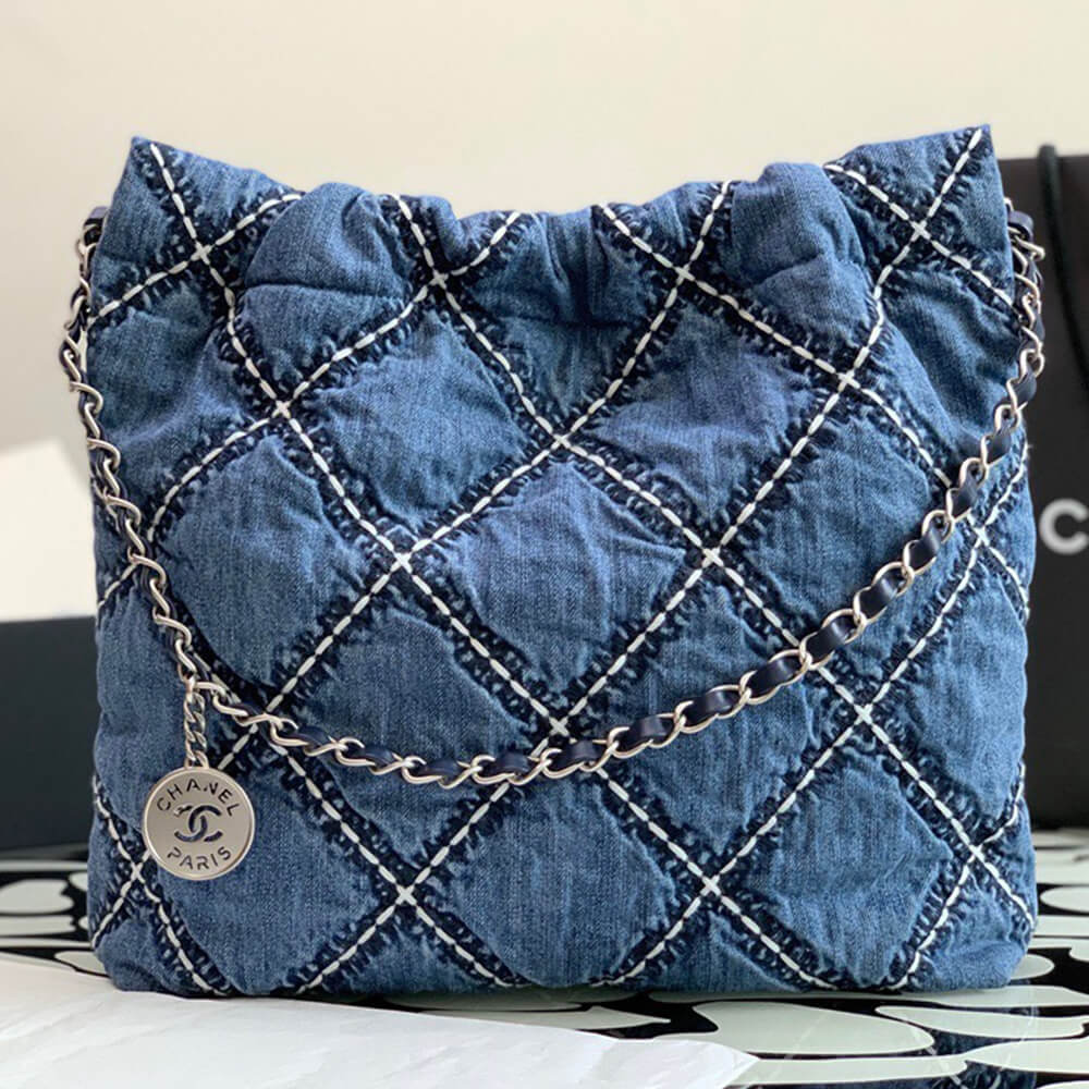 CHANEL 22 SMALL HANDBAG - Replica Luxury Bags™