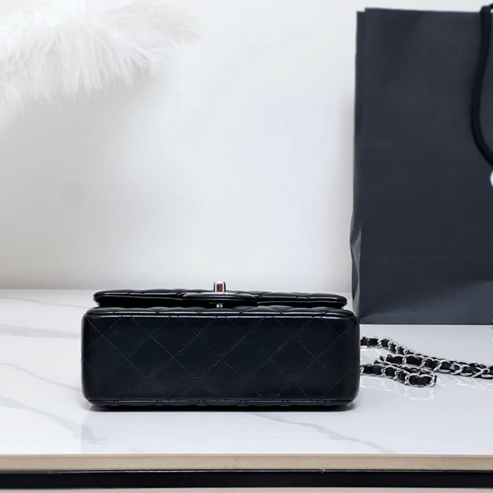 Chanel Mini Flap Bag - Replica Luxury Bags™