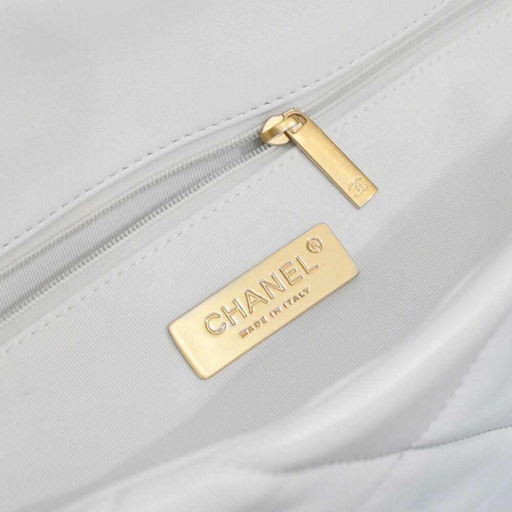 Chanel 19 Maxi Handbag - Replica Luxury Bags™