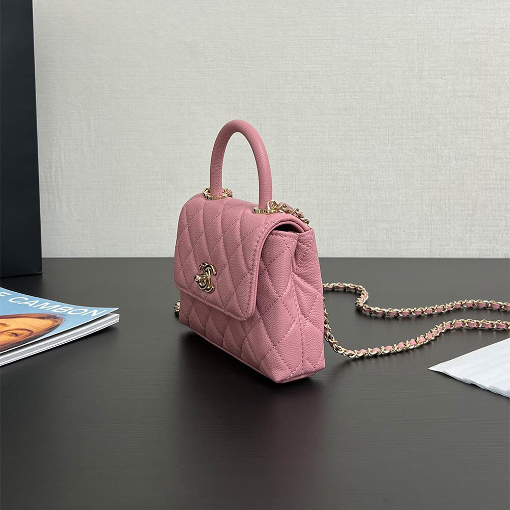 Chanel Clutch Bag in Pink with Chain and Top Handdle - Replica Luxury Bags™