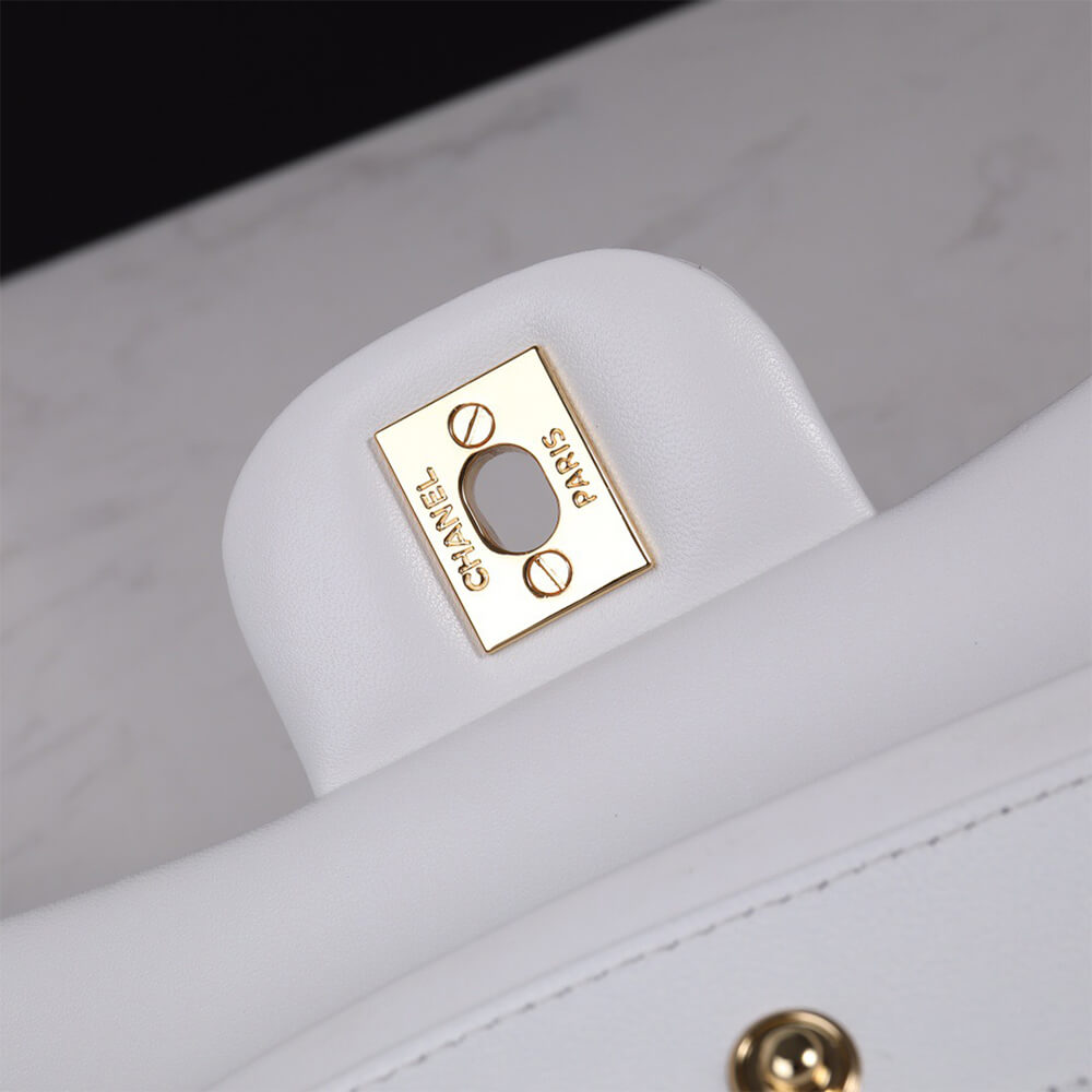Chanel Classic Flap Medium Bag - Replica Luxury Bags™