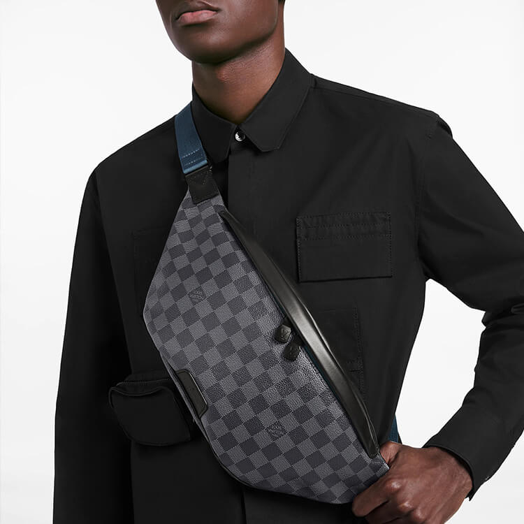 LV Discovery Bumbag - Replica Luxury Bags™