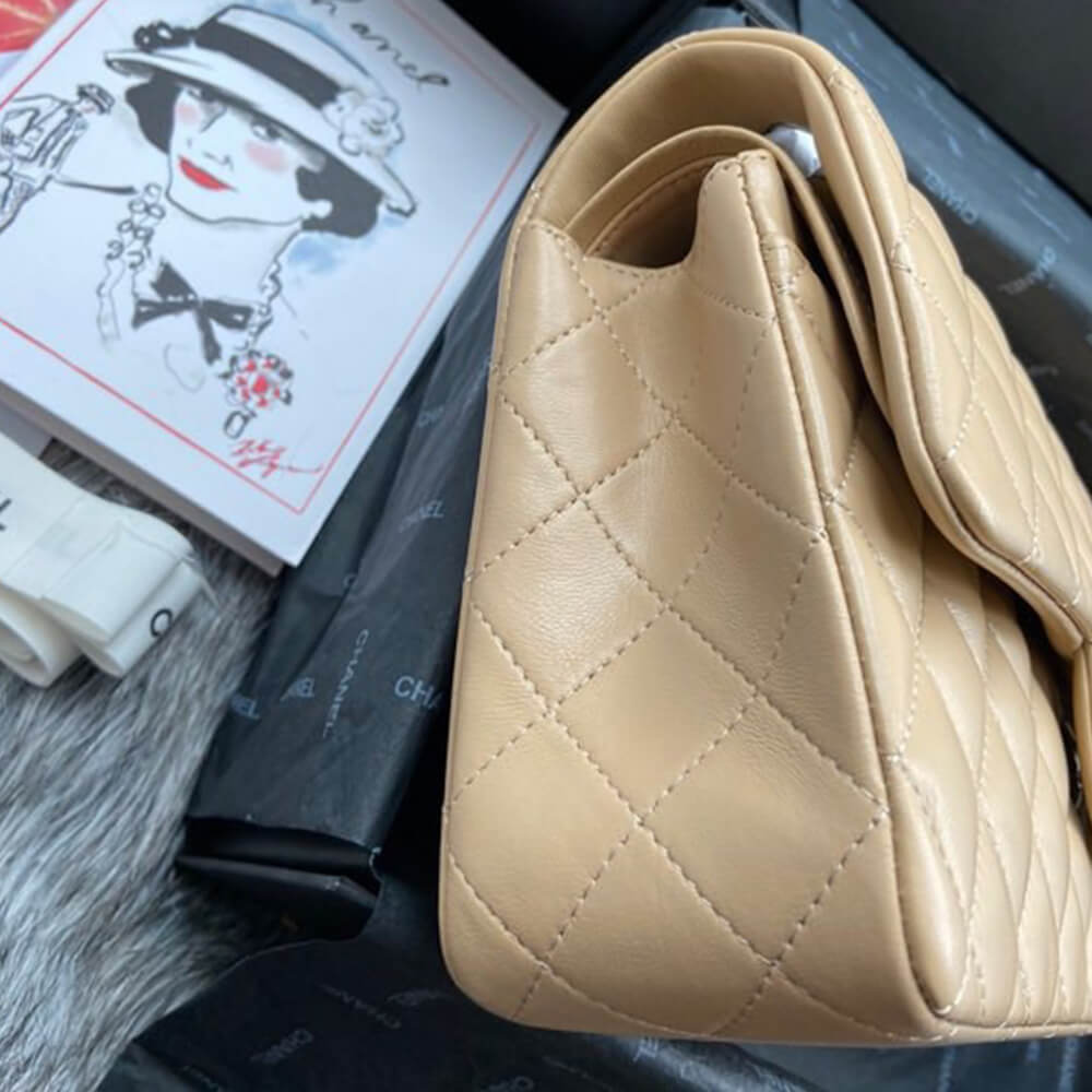 Chanel Classic Flap Medium Bag - Replica Luxury Bags™