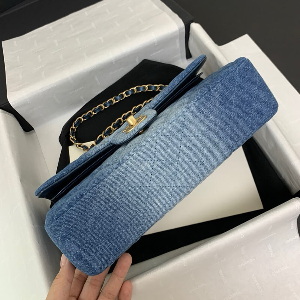 Chanel Classic 11.12 Handbag in Vintage Denim - Replica Luxury Bags™