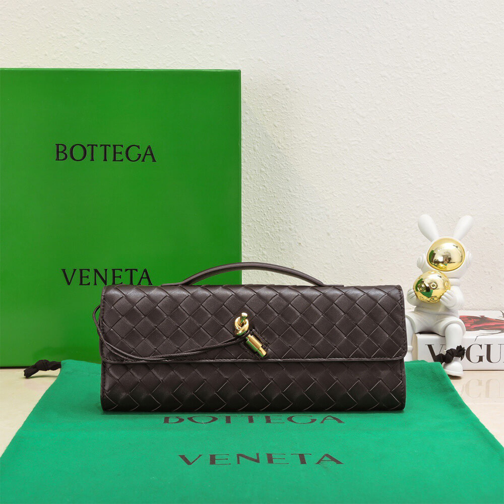 Bottega Veneta Andiamo Clutch Bag - Replica Luxury Bags™