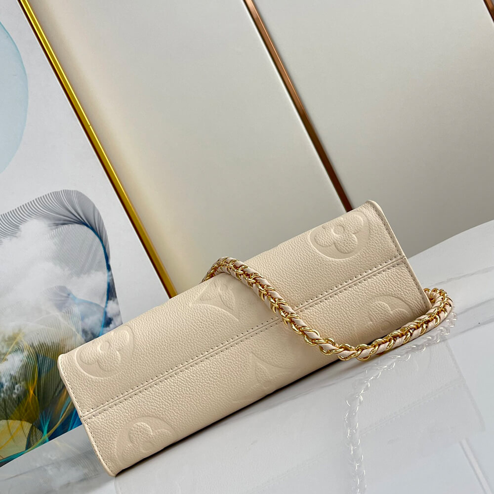 LV OnTheGo East West Bag - Replica Luxury Bags™