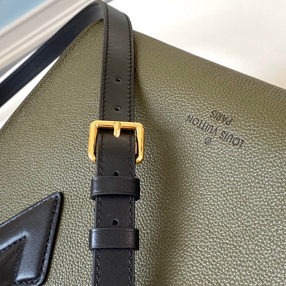 LV ON MY SIDE MM Bag - Replica Luxury Bags™