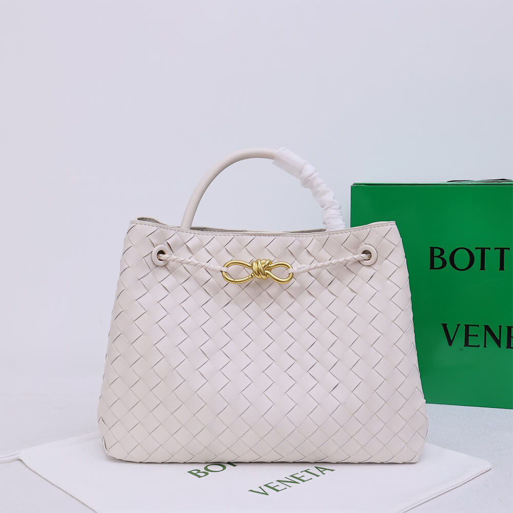 Bottega Veneta Medium Andiamo Bag - Replica Luxury Bags™