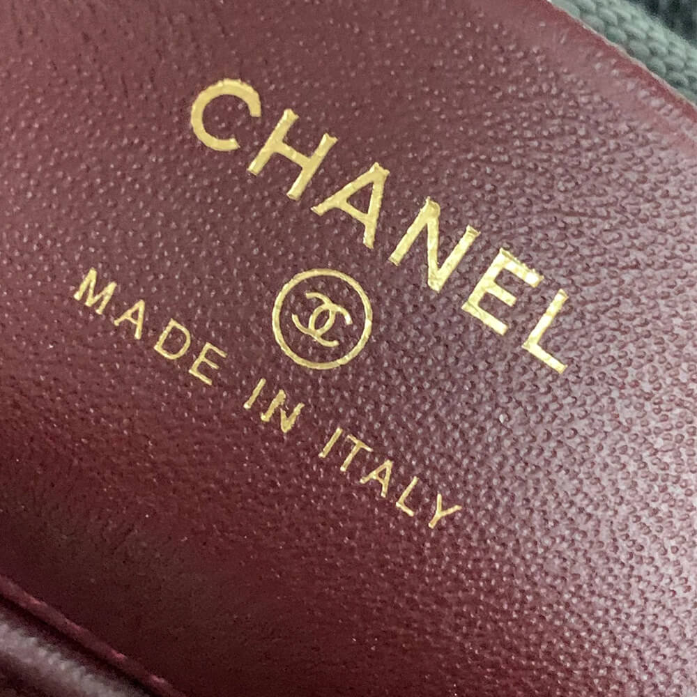 Chanel Classic Clutch Bag with Chain - Replica Luxury Bags™