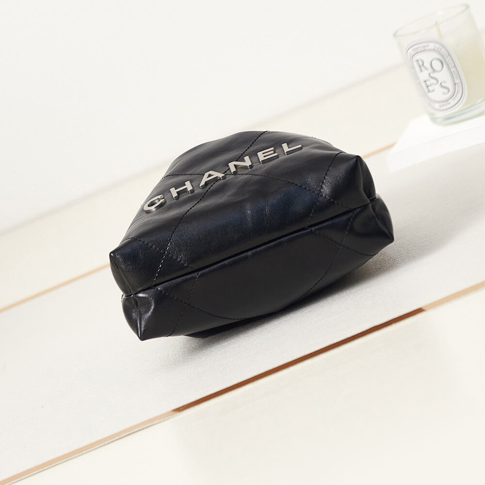Chanel 22 Mini Handbag - Replica Luxury Bags™