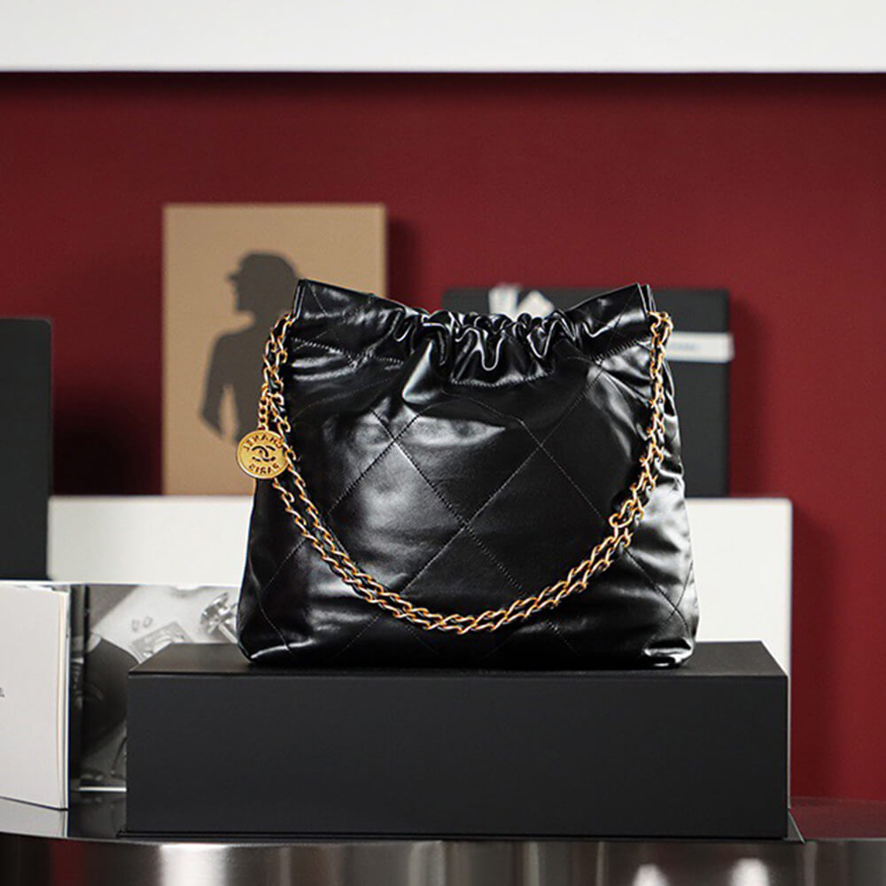 Chanel 22 Small Handbag - Replica Luxury Bags™