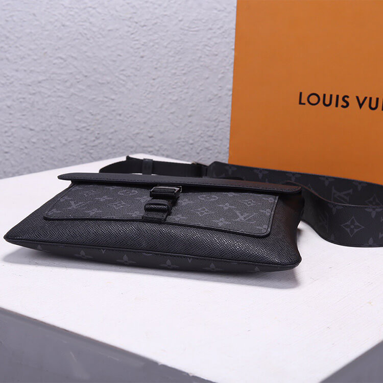 LV Outdoor Flap Messenger Bag - Replica Luxury Bags™