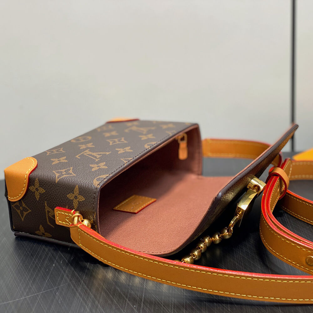 LV Steamer Wearable Wallet Bag - Replica Luxury Bags™