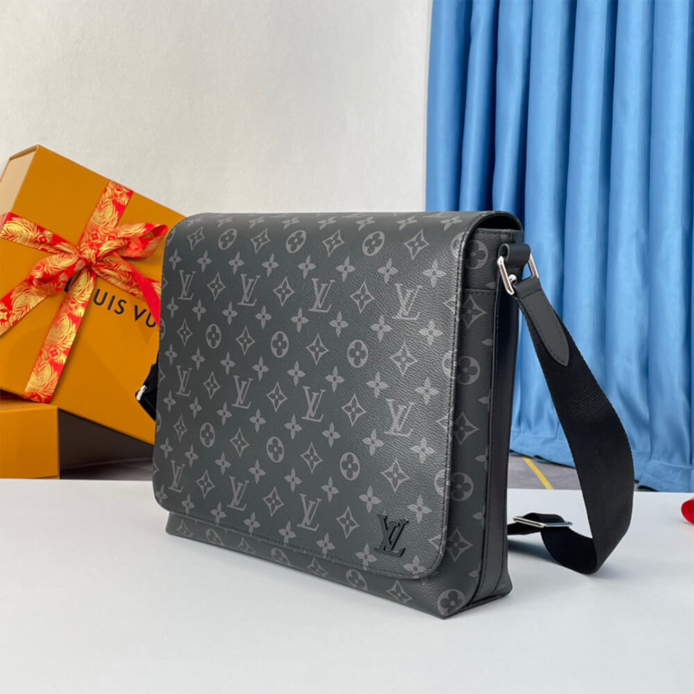 LV District MM Bag - Replica Luxury Bags™