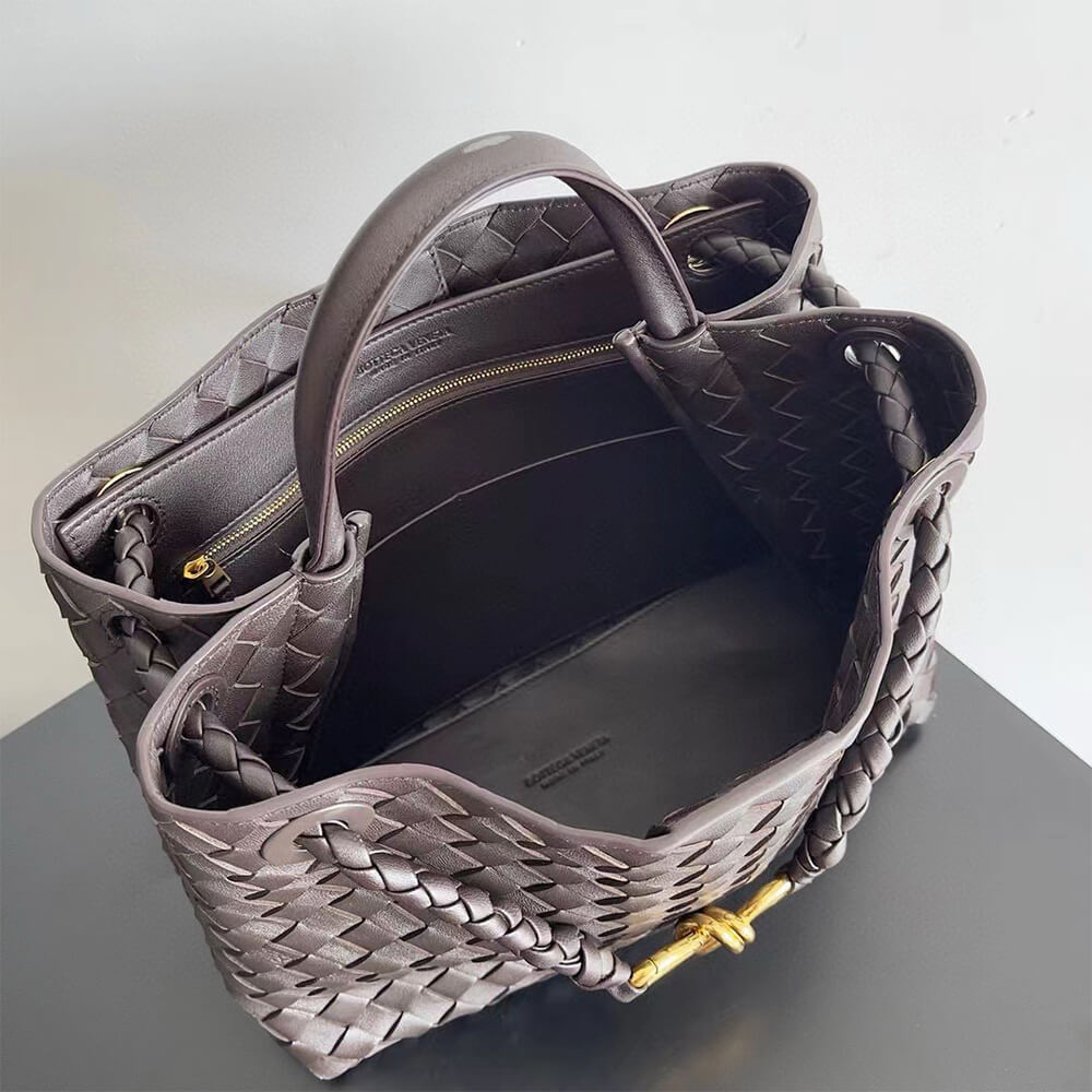 Bottega Veneta Medium Andiamo Bag - Replica Luxury Bags™